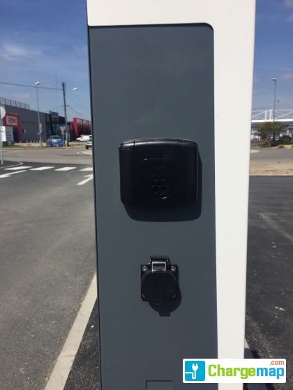 Jardiland Chateaubriant Charging Station In Chateaubriant