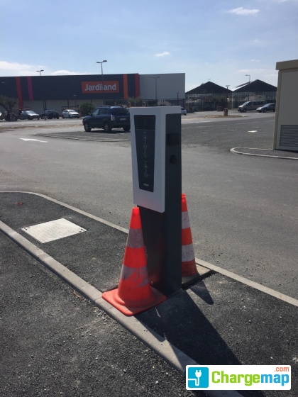 Jardiland Chateaubriant Charging Station In Chateaubriant