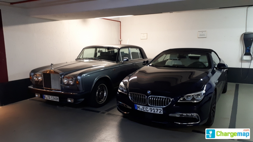 Althoff Grandhotel Schloss Bensberg Tesla Charging Station In