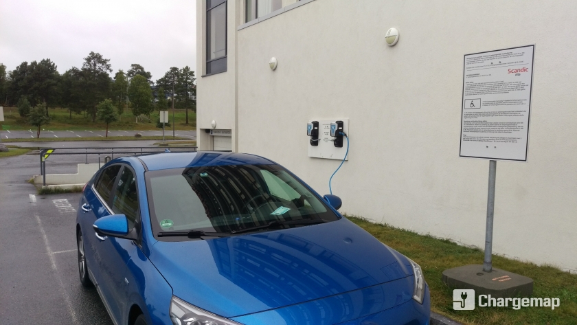 Hotel Scandic Alta : charging station in Alta