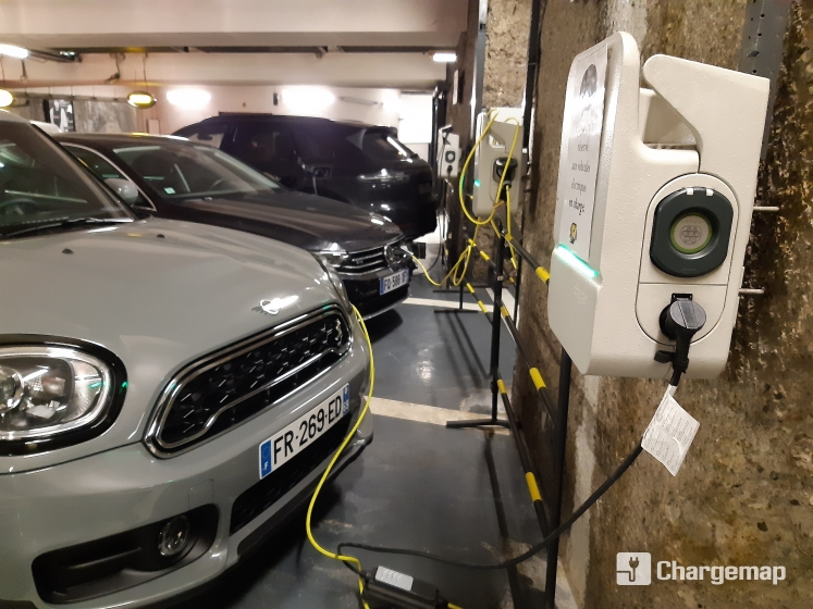 Parking Des Terreaux Lyon Charging Station In Lyon