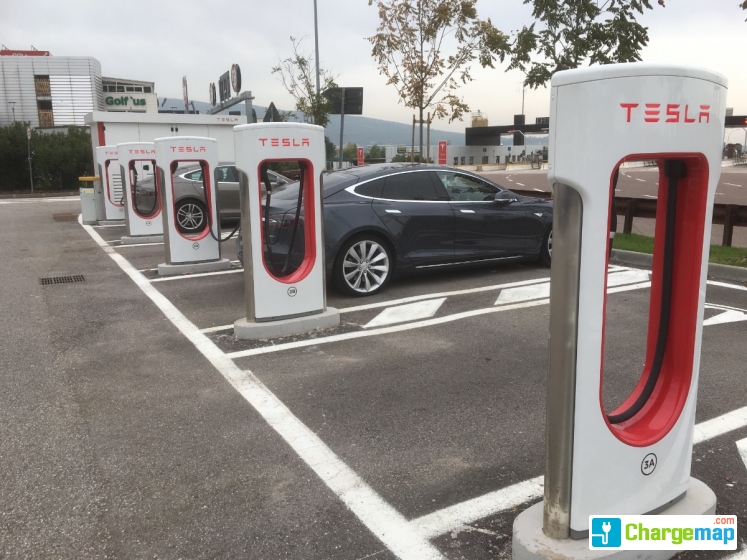 Tesla Supercharger Verona (Affi) Schnellladestation in Affi