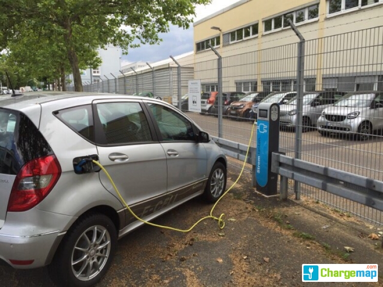 Daimler Standort Fellbach Schmiden Ladestation In Fellbach